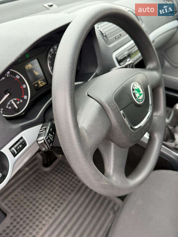 Универсал Skoda Octavia 2009 в Виннице