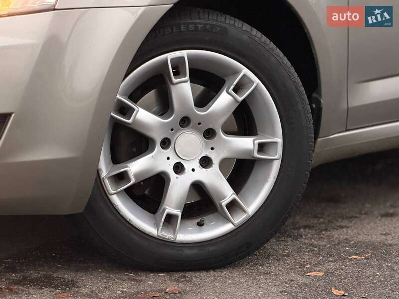 Универсал Skoda Octavia 2013 в Кривом Роге