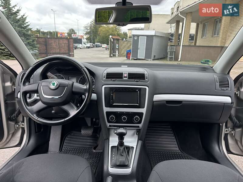 Универсал Skoda Octavia 2011 в Луцке фото 24 Универсал Skoda Octavia 2011 в Луцке