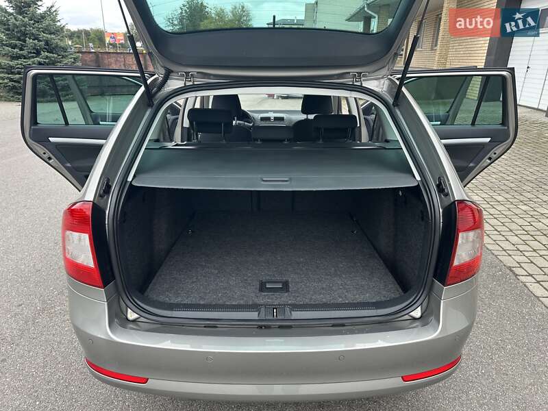 Универсал Skoda Octavia 2011 в Луцке фото 28 Универсал Skoda Octavia 2011 в Луцке