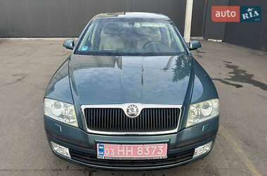 Лифтбек Skoda Octavia 2006 в Днепре