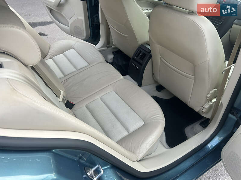 Лифтбек Skoda Octavia 2006 в Днепре