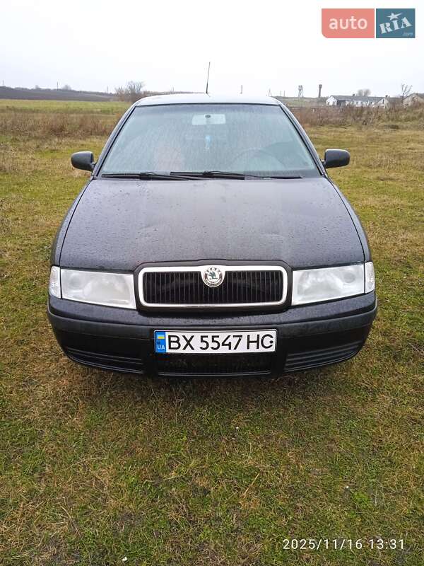Лифтбек Skoda Octavia 2003 в Белогорье