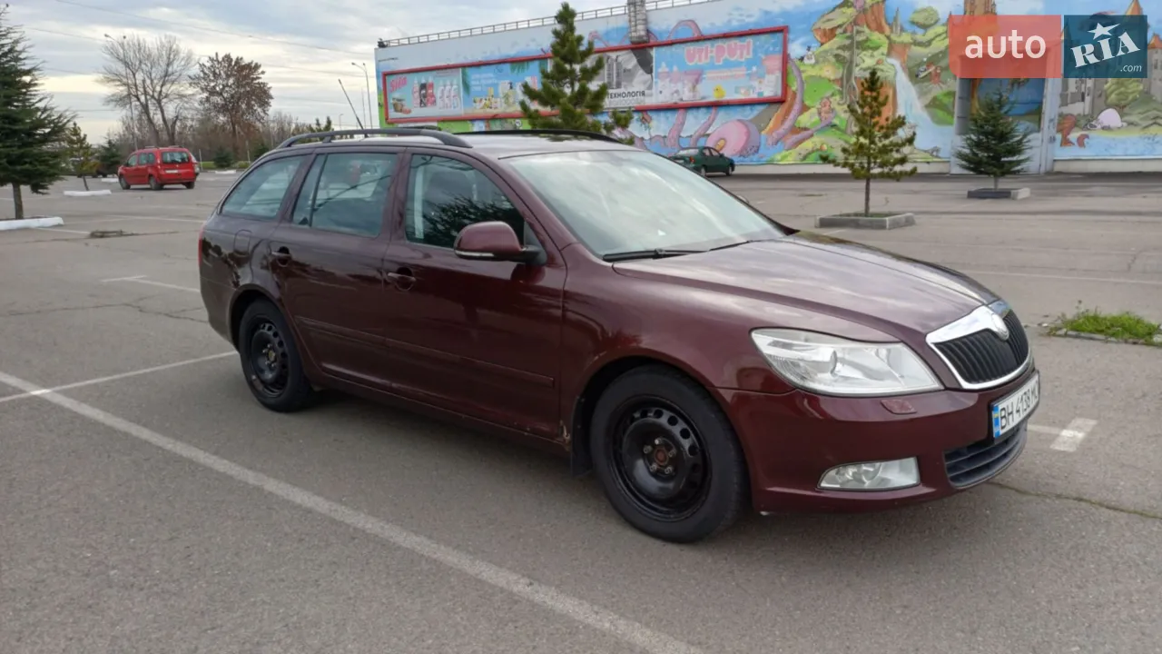 2010 Skoda Octavia - мініатюра 8
