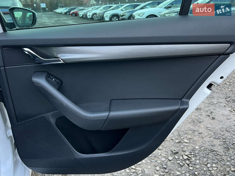 Универсал Skoda Octavia 2020 в Луцке