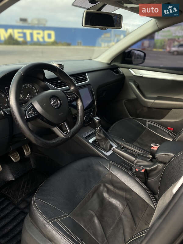 Лифтбек Skoda Octavia 2013 в Днепре