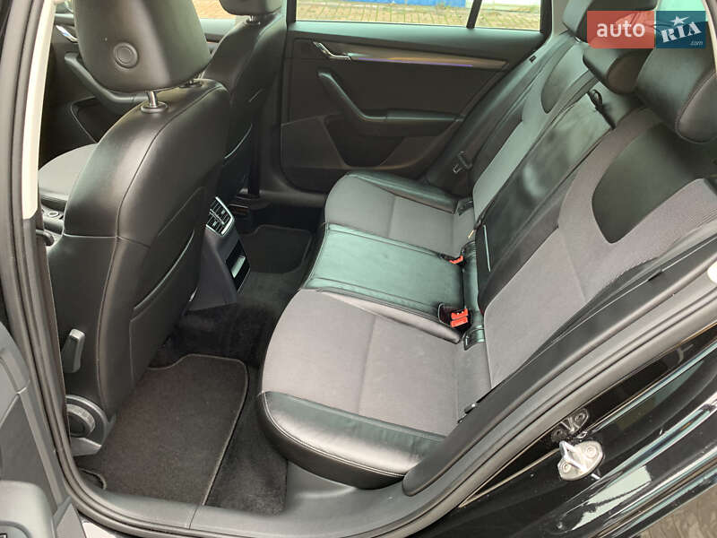 Універсал Skoda Octavia 2017 в Житомирі