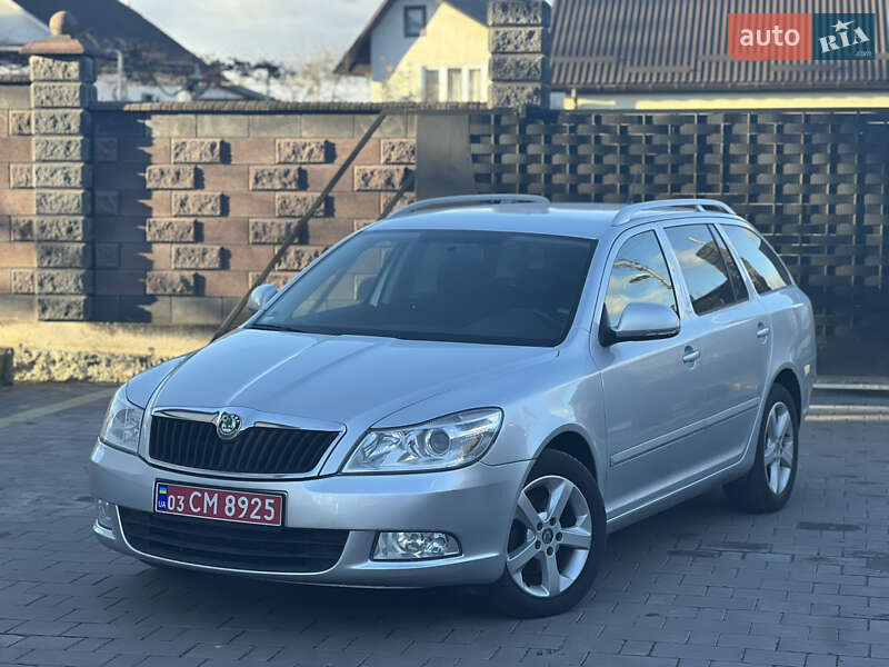 Универсал Skoda Octavia 2012 в Дубно фото 5 Универсал Skoda Octavia 2012 в Дубно