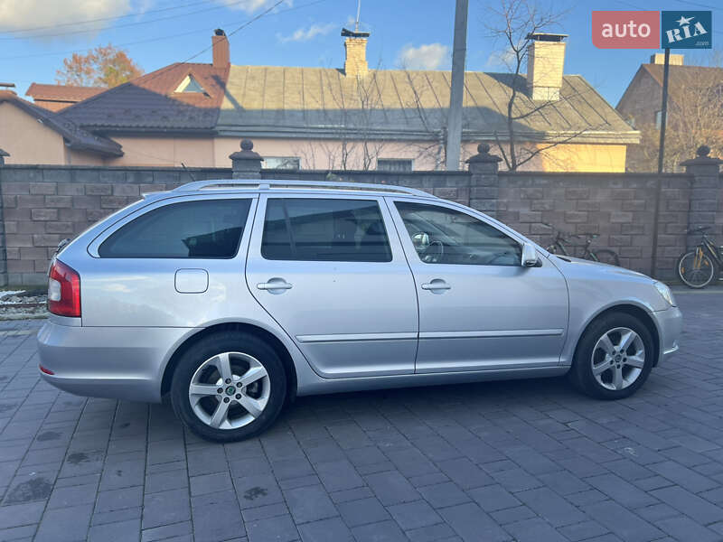 Универсал Skoda Octavia 2012 в Дубно фото 15 Универсал Skoda Octavia 2012 в Дубно