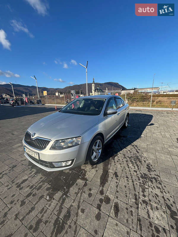 Лифтбек Skoda Octavia 2013 в Хусте