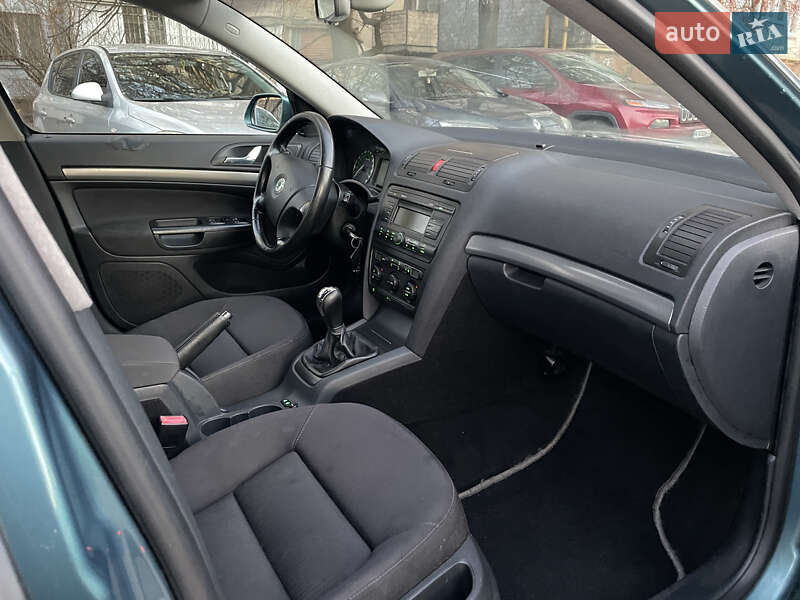 Универсал Skoda Octavia 2005 в Киеве