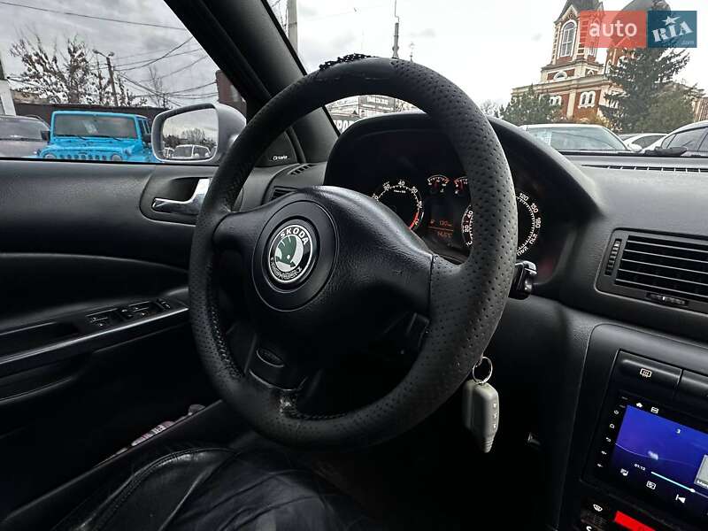 Лифтбек Skoda Octavia 2006 в Харькове