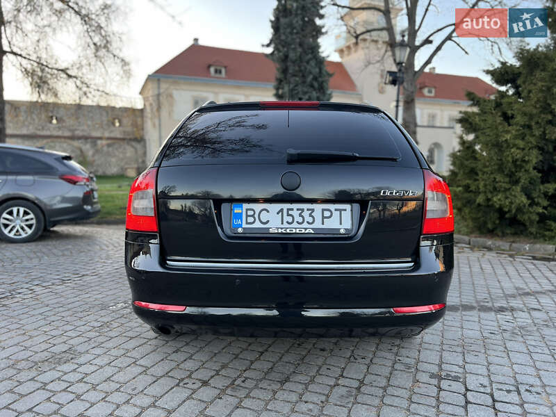 Универсал Skoda Octavia 2010 в Жовкве