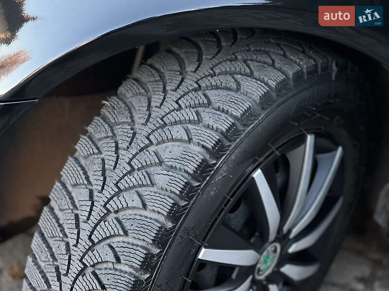 Универсал Skoda Octavia 2010 в Жовкве