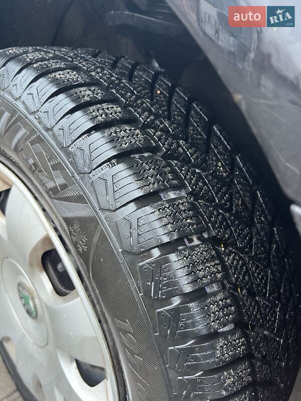 Универсал Skoda Octavia 2006 в Остер