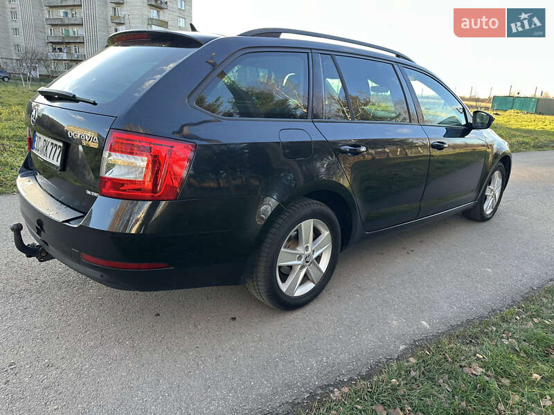 Универсал Skoda Octavia 2017 в Стрые