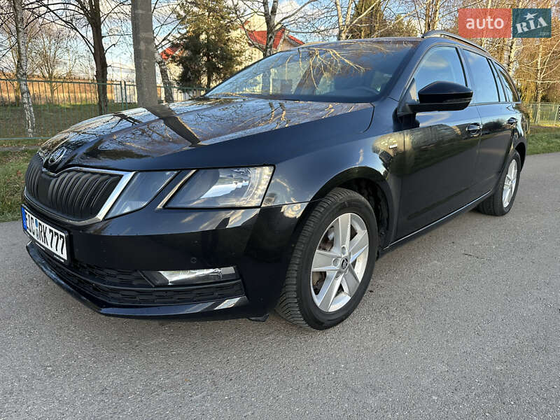 Универсал Skoda Octavia 2017 в Стрые