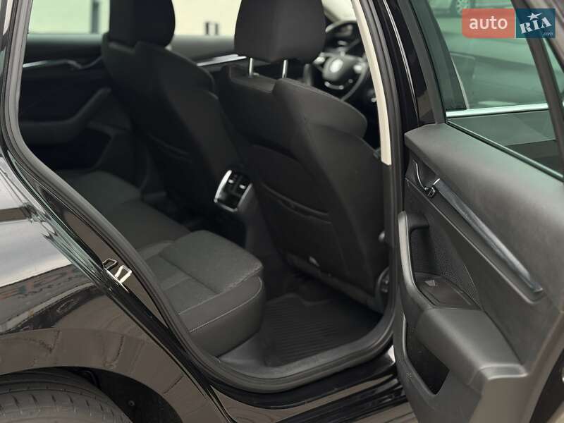 Универсал Skoda Octavia 2021 в Луцке фото 40 Универсал Skoda Octavia 2021 в Луцке