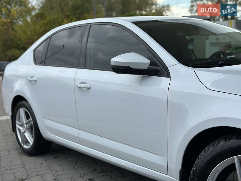 Лифтбек Skoda Octavia 2016 в Дрогобыче фото 11 Лифтбек Skoda Octavia 2016 в Дрогобыче