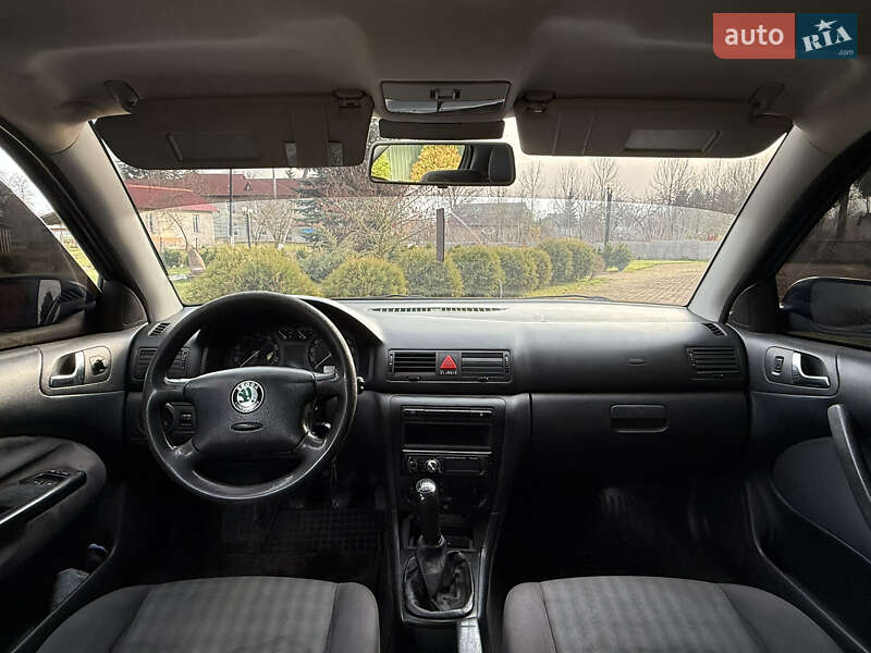 Лифтбек Skoda Octavia 2004 в Городенке