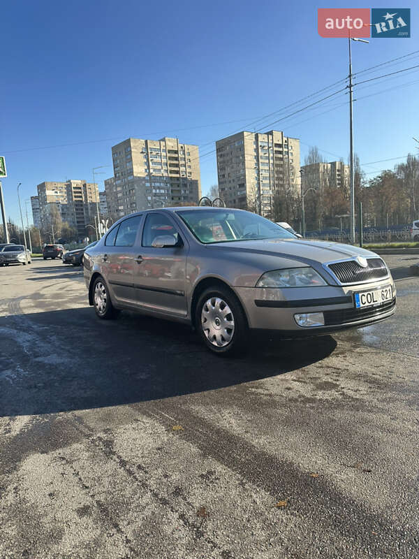 Лифтбек Skoda Octavia 2007 в Киеве