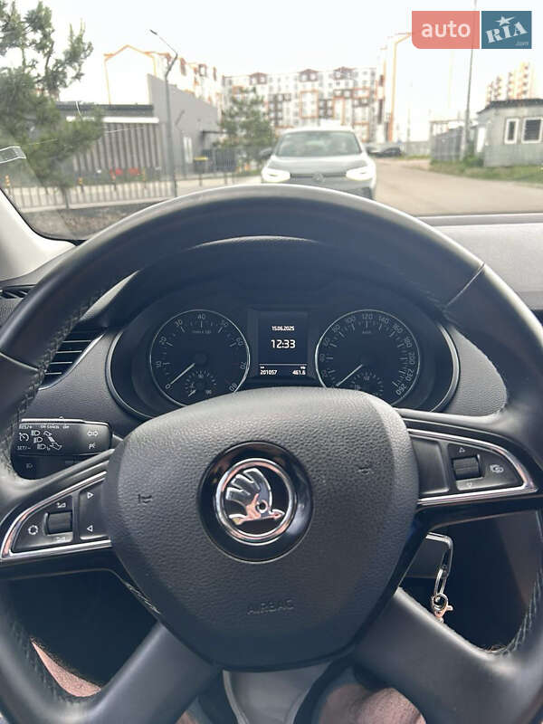 Лифтбек Skoda Octavia 2013 в Киеве фото 9 Лифтбек Skoda Octavia 2013 в Киеве