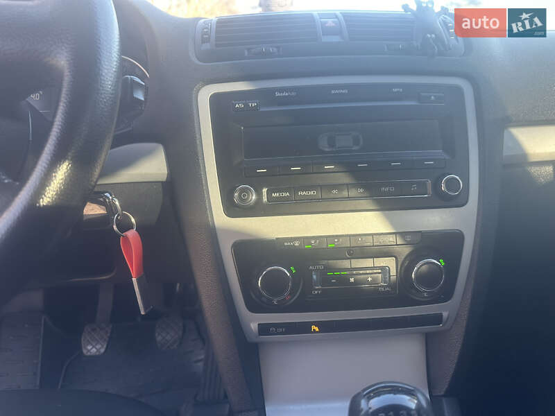 Лифтбек Skoda Octavia 2009 в Киеве