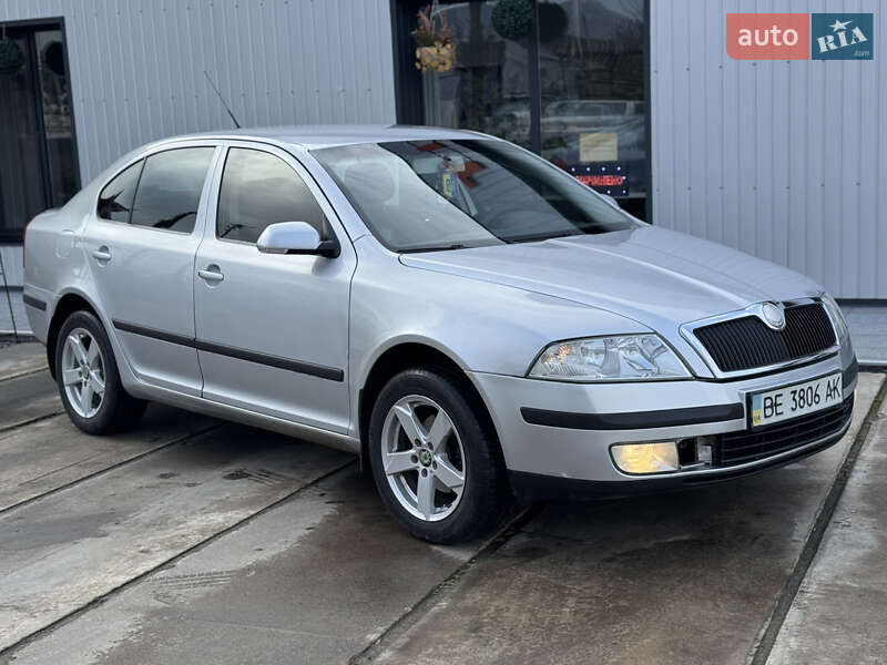 Лифтбек Skoda Octavia 2007 в Новом Буге