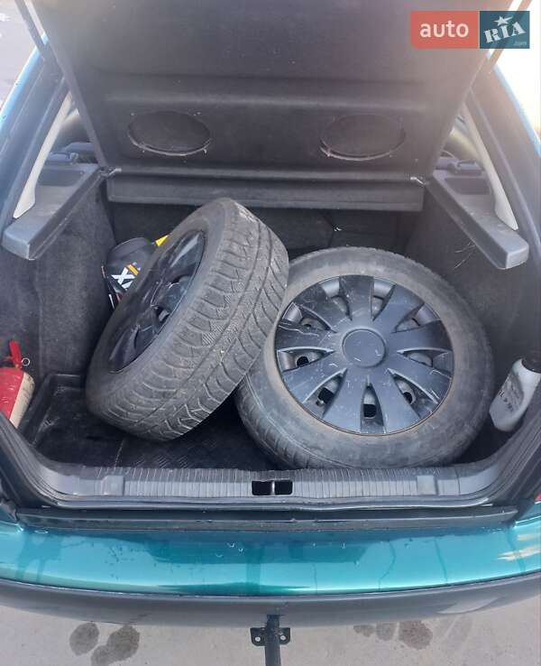 Лифтбек Skoda Octavia 1999 в Киеве