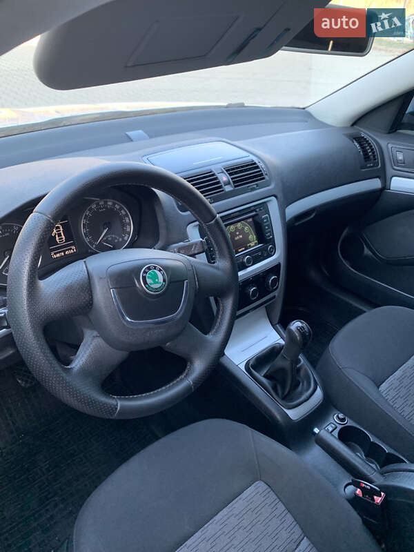 Універсал Skoda Octavia 2010 в Вінниці