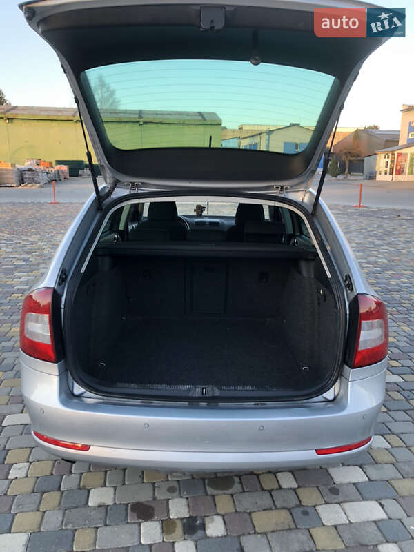 Универсал Skoda Octavia 2012 в Бродах