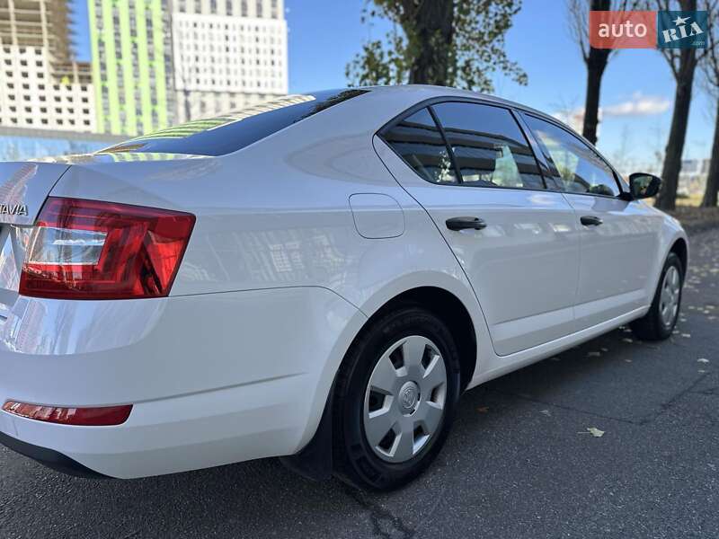 Лифтбек Skoda Octavia 2016 в Киеве