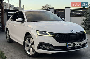 Лифтбек Skoda Octavia 2021 в Львове