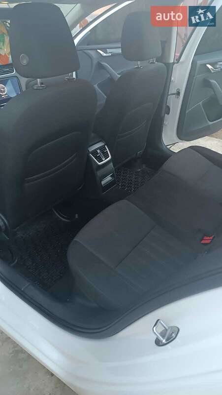 Универсал Skoda Octavia 2017 в Ужгороде фото 9 Универсал Skoda Octavia 2017 в Ужгороде
