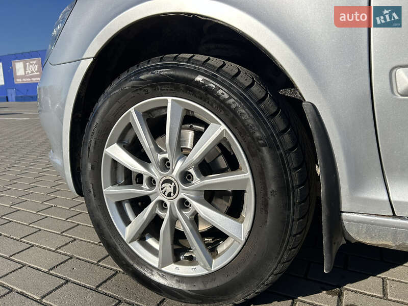 Лифтбек Skoda Octavia 2012 в Тернополе фото 11 Лифтбек Skoda Octavia 2012 в Тернополе