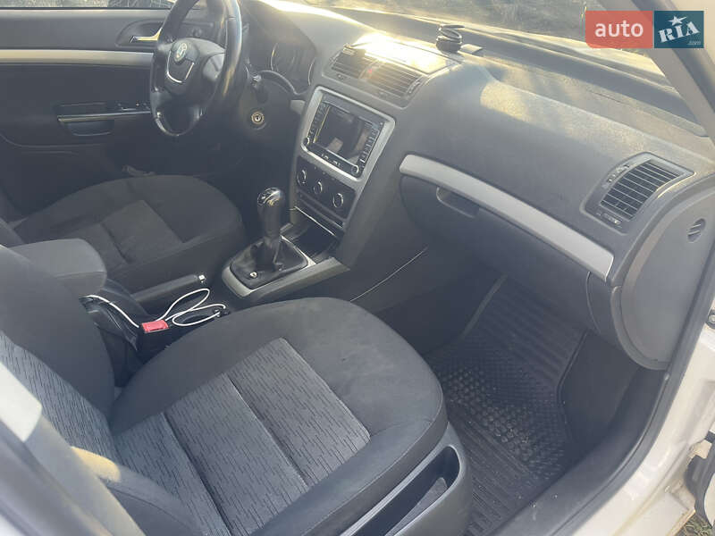 Лифтбек Skoda Octavia 2012 в Нежине фото 7 Лифтбек Skoda Octavia 2012 в Нежине