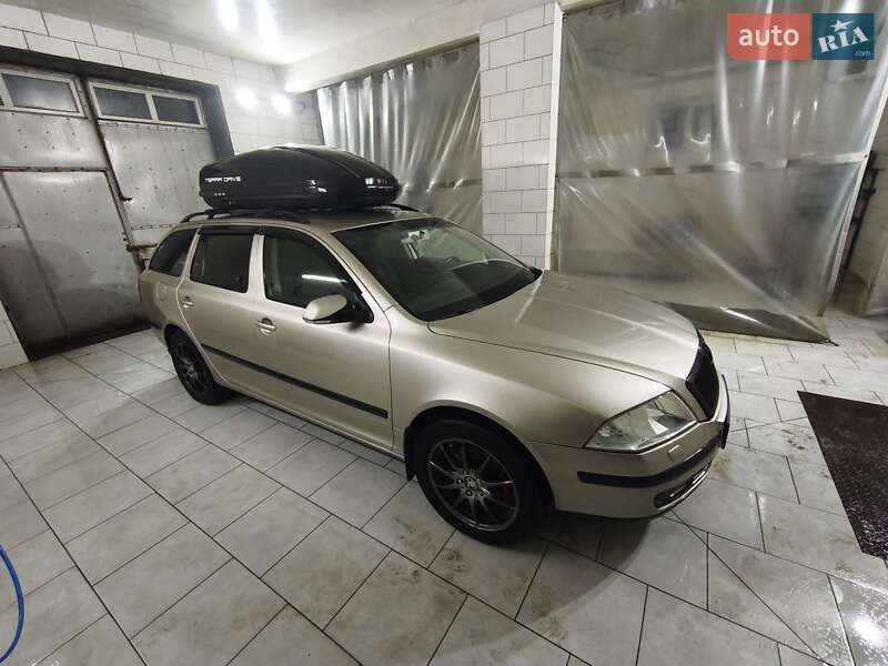 Універсал Skoda Octavia 2005 в Охтирці