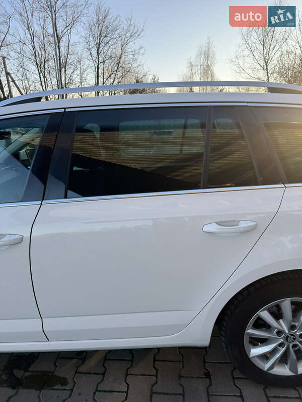 Универсал Skoda Octavia 2016 в Львове