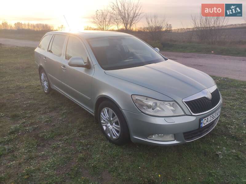 Универсал Skoda Octavia 2010 в Чигирине