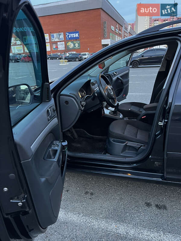 Универсал Skoda Octavia 2012 в Киеве