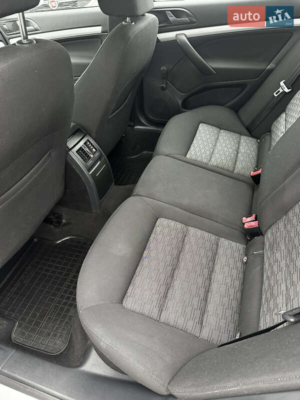 Лифтбек Skoda Octavia 2009 в Первомайске фото 16 Лифтбек Skoda Octavia 2009 в Первомайске