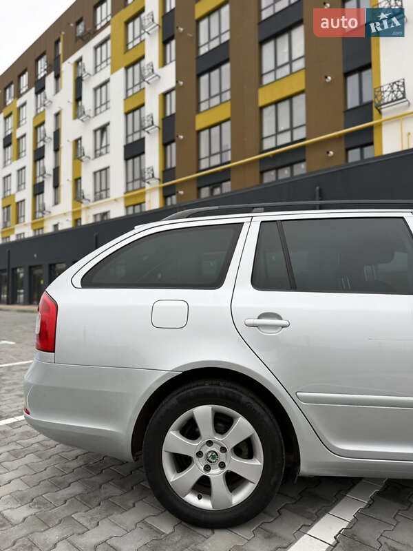 Универсал Skoda Octavia 2010 в Луцке