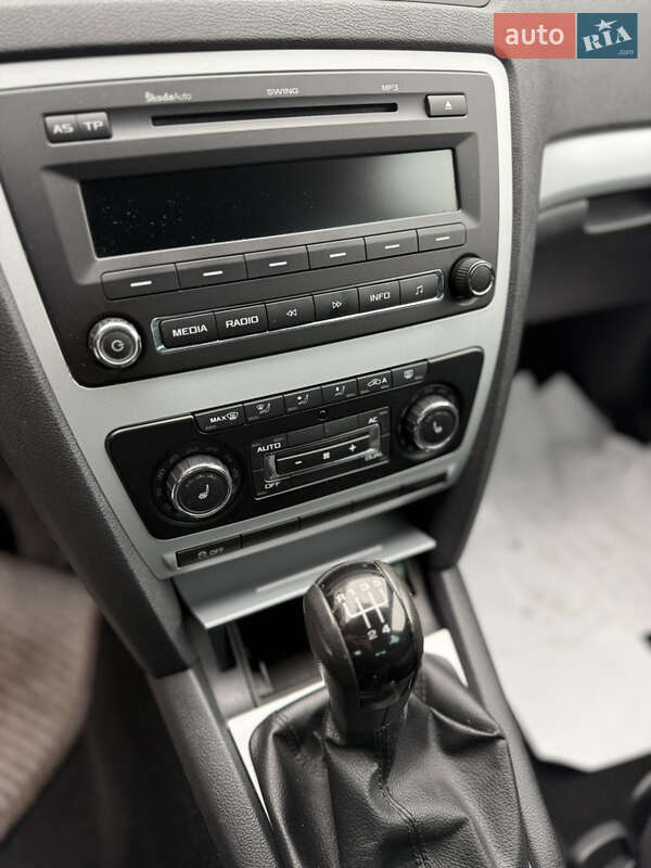 Универсал Skoda Octavia 2010 в Луцке