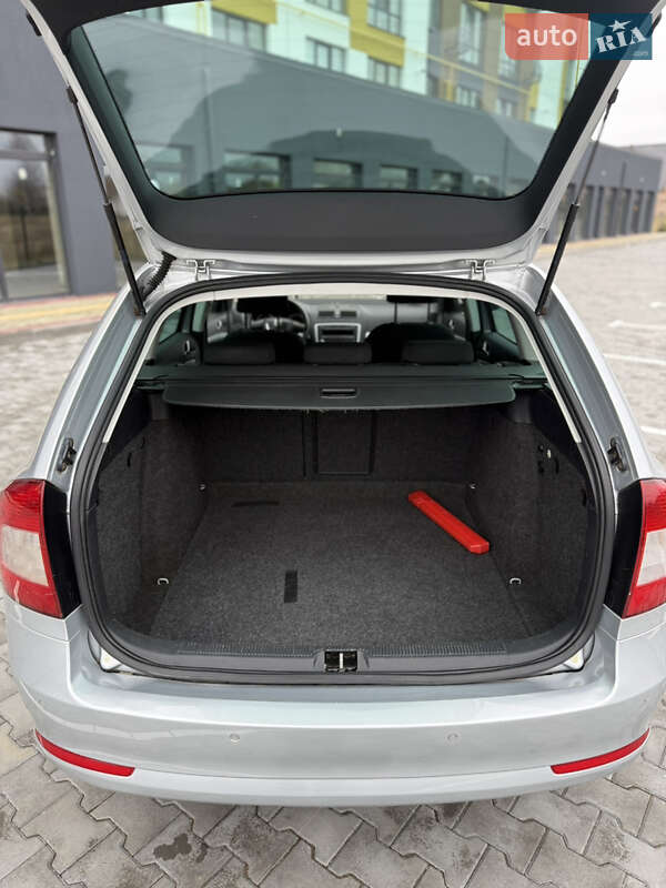 Универсал Skoda Octavia 2010 в Луцке