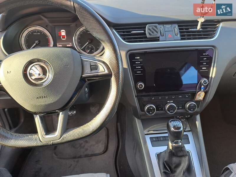 Лифтбек Skoda Octavia 2017 в Ивано-Франковске