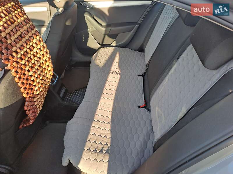 Лифтбек Skoda Octavia 2017 в Ивано-Франковске