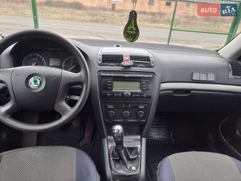 Лифтбек Skoda Octavia 2005 в Славуте