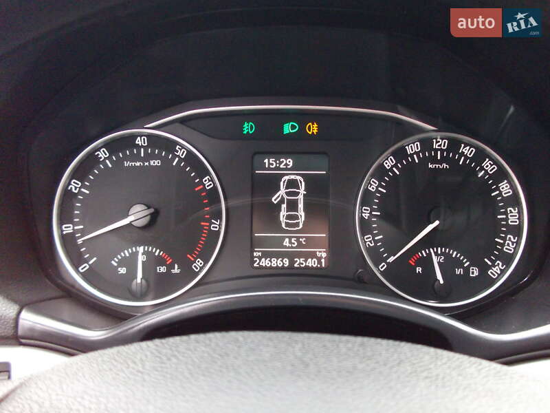 Универсал Skoda Octavia 2010 в Виннице