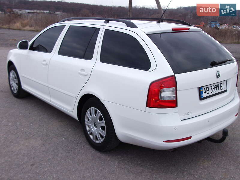 Универсал Skoda Octavia 2010 в Виннице