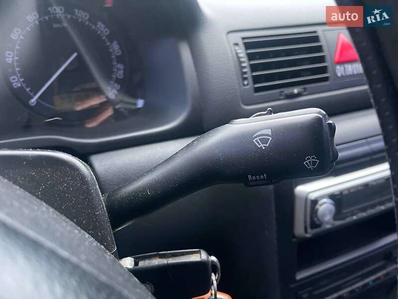 Лифтбек Skoda Octavia 2004 в Киеве